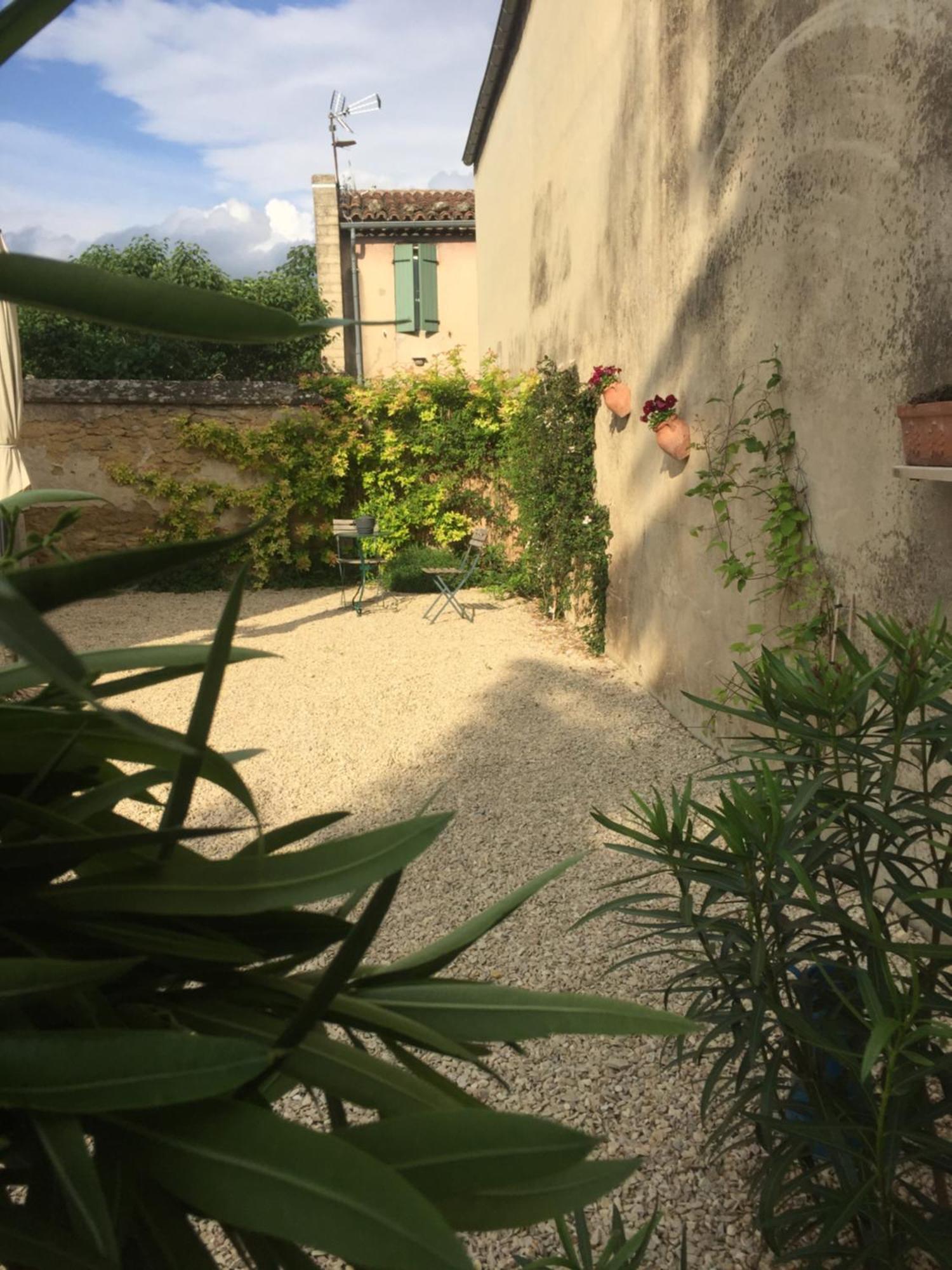 Maison De Vacances Jocelyne Lauris Екстер'єр фото